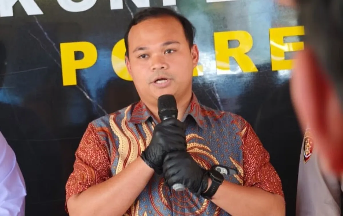 Kasat Reskrim Polres Ngawi AKP Pras Ardinata saat konferensi pers.