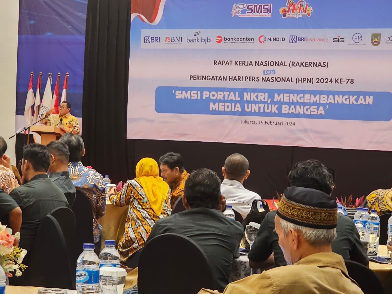 RAKERNAS - Rakernas SMSI di Ancol, Jakarta Utara menghasilkan desakan Presiden Terbitkan Perpu UU Kedaulatan Digital Pengganti UU ITE, Senin (19/02/2024) malam. 