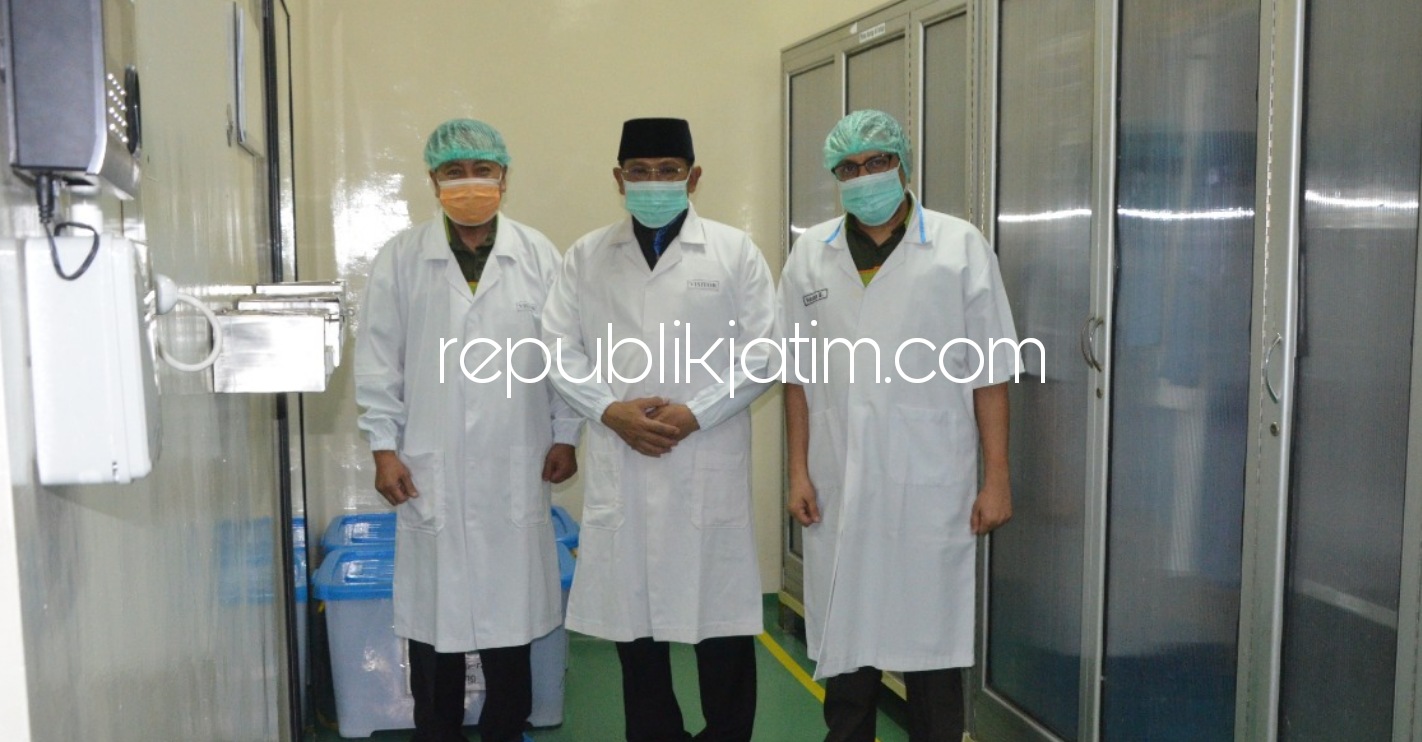 SIDAK - Pj Bupati Sidoarjo, Hudiyono menggelar sidak penerapan Protokol Kesehatan (Prokes) di sejumlah perusahaan di Sidoarjo, Rabu (17/02/2021).