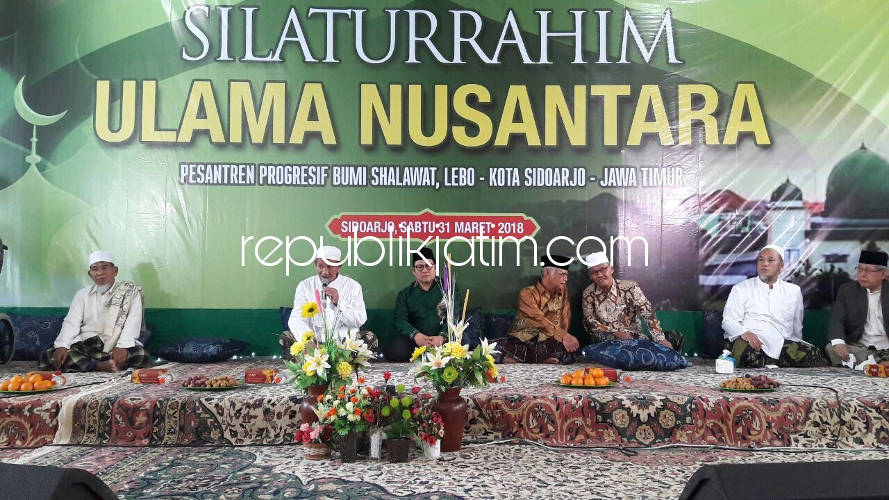 BACAWAPRES - Bakal Calon Wakil Presiden (Bacawapres) Muhaimin Iskandar mendapatkan dukungan dari Ulama Nusantara yang hadir dalam pertemuan di Pesantren Progresif Bumi Shalawat, Desa Lebo, Kecamatan/Kabupaten Sidoarjo, Sabtu (31/03/2018).
