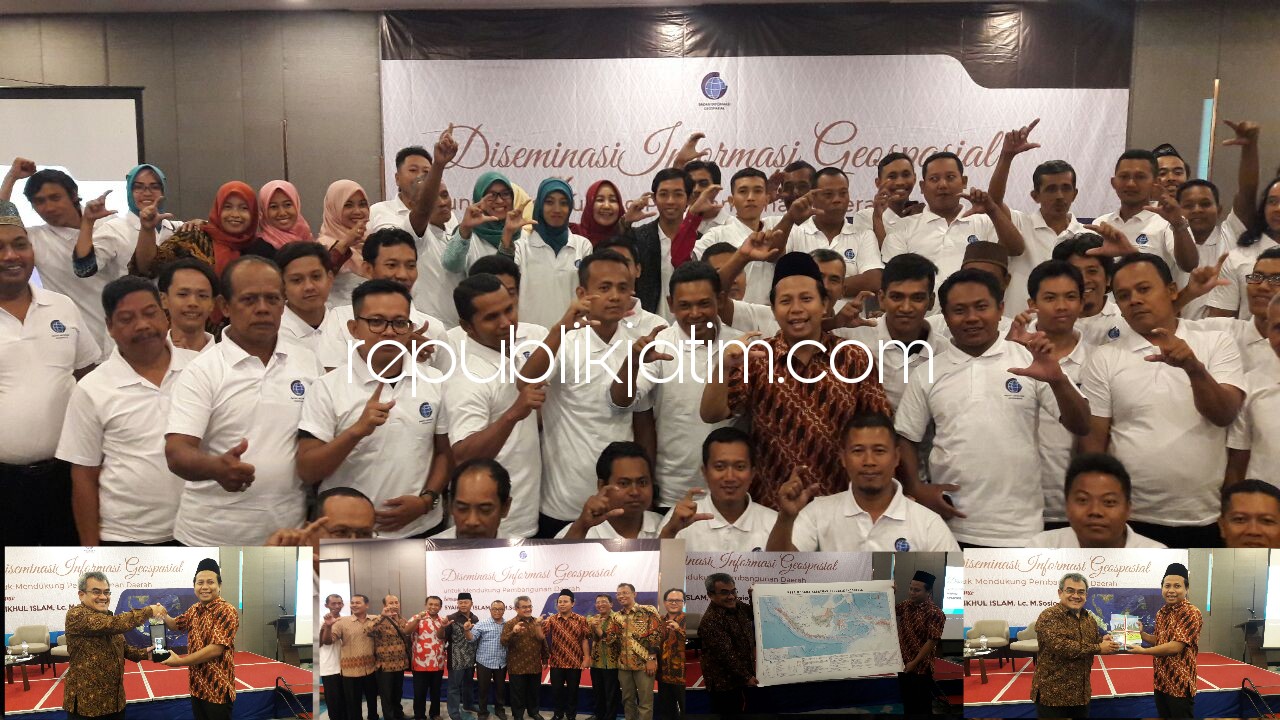 PEMAPARAN -Wakil Ketua Komisi VII DPR RI, Syaikhul Islam Ali memberikan pemaparan kepads ratusan peserta Desiminasi Informasi Geospasial untuk Mendukung Pembangunan Daerah di Hotel Swiss Belinn Juanda bersama BIG, Selasa (10/04/2018).