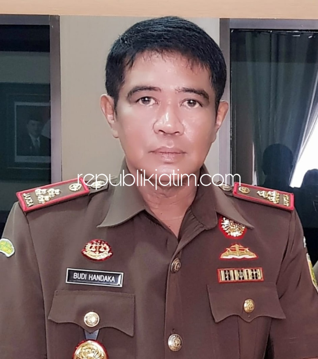 KENANGAN - Foto kenangan Kepala Kejari Sidoarjo, H Budi Handaka SH semasa hidupnya.