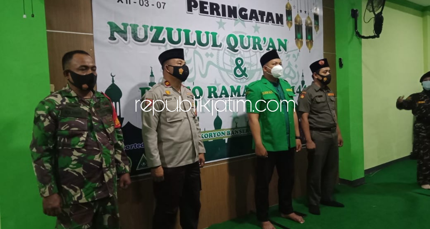 PEMBUKAAN POSKO - Peringatan Nuzulul Quran Satkoryon Banser Krian serta Forkopimka Krian di MWC NU Krian sekaligus pembukaan Posko Ramadhan, Minggu (25/04/2021) malam.