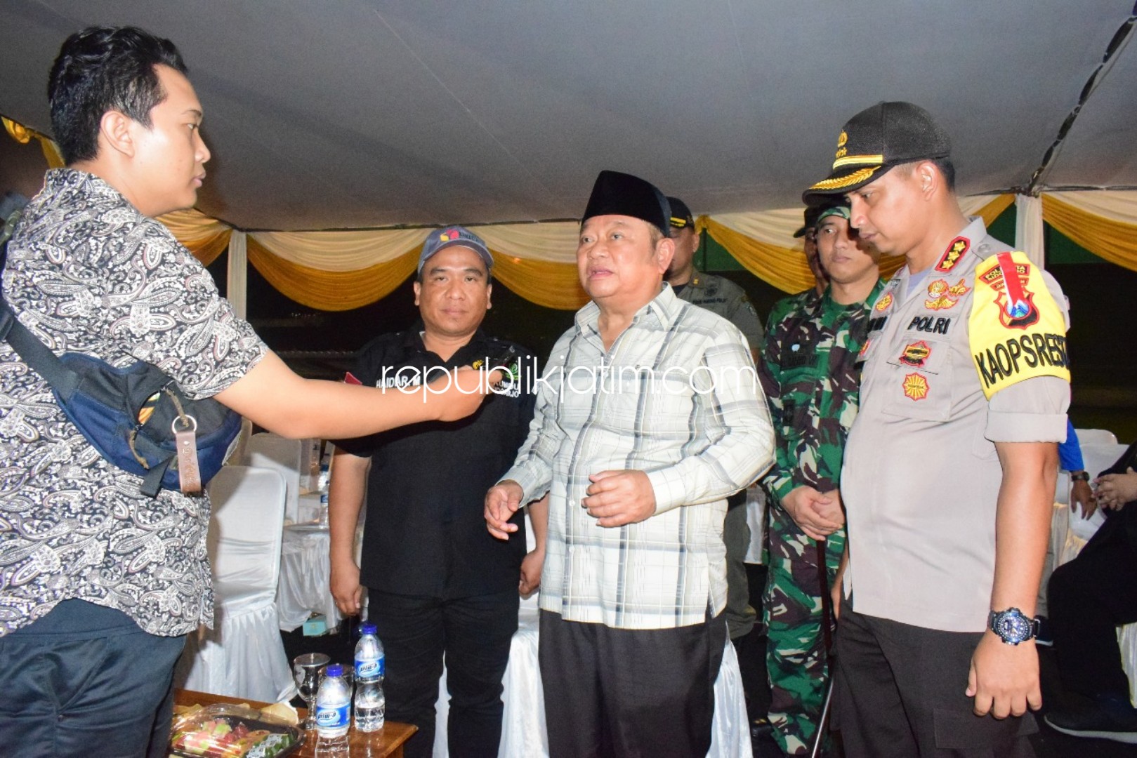APRESIASI - Bupati Sidoarjo, Saiful Ilah bersama tokoh agama dan tokoh masyarakat Sidoarjo mengapresiasi suksesinya Pemilu 2019.
