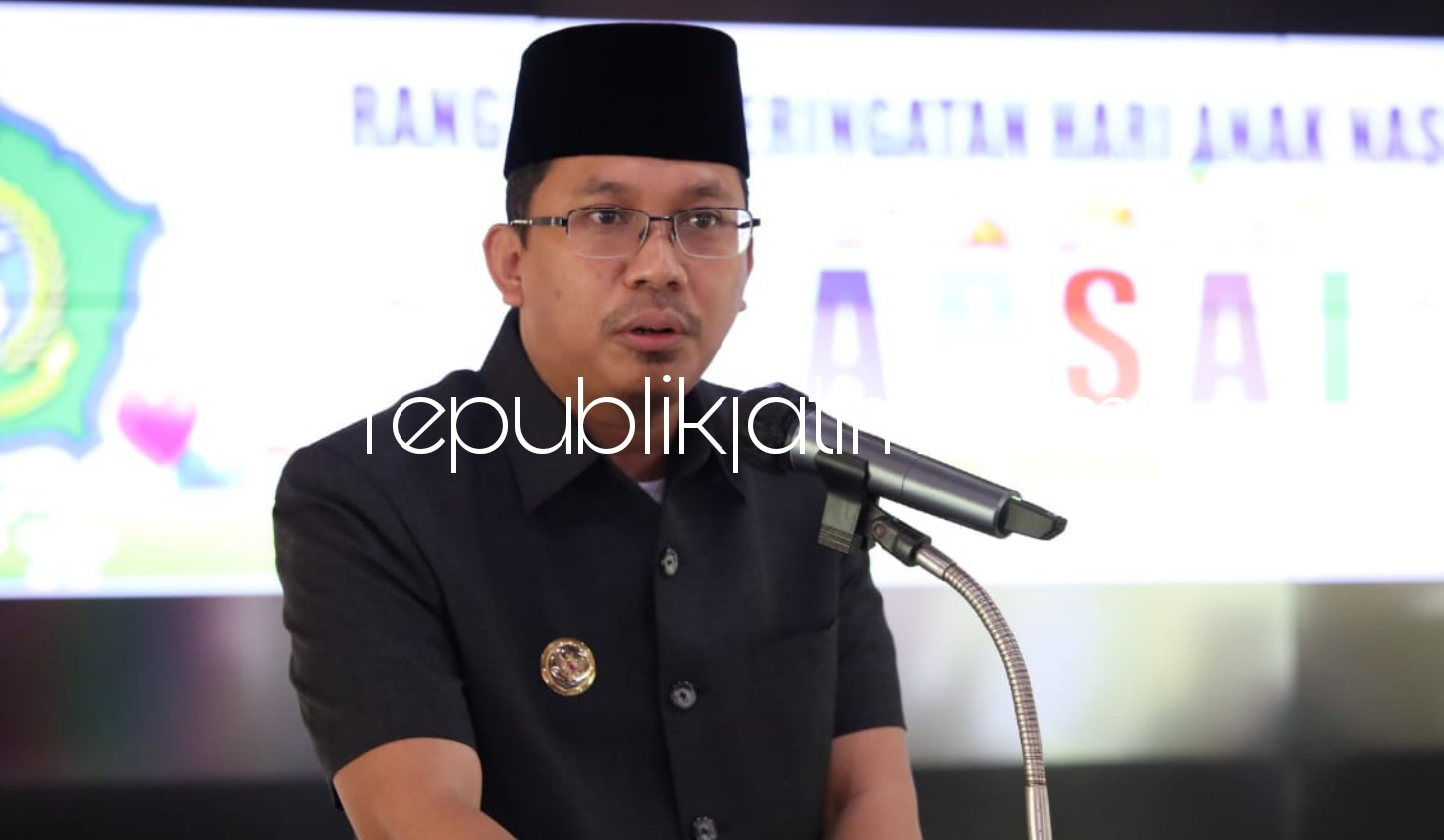 LAYAK ANAK - Bupati Sidoarjo, Ahmad Muhdlor Ali (Gus Muhdlor) ajak APSAI Sidoarjo mengambil bagian dan berperan aktif melalui aksi nyata bersama pemerintah mewujudkan Sidoarjo menyandang Kota Layak Anak (KLA) di Pendopo Delta Wibawa, Rabu (02/06/2021).