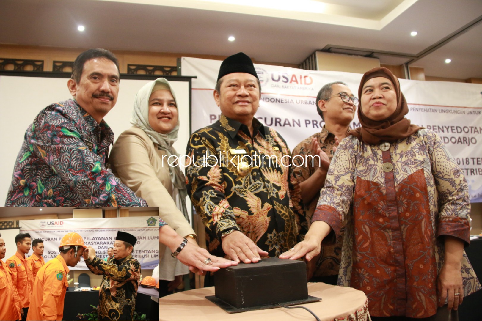 PELUNCURAN - Bupati Sidoarjo, Saiful Ilah membuka peluncuran Program Pelayanan Penyedotan Tinja untuk masyarakat Sidoarjo sekaligus Sosialisasi Perda No 5 Tahun 2018 terkait PALD dan Retribusi Pengolahan Limbah Cair di Favehotel, Selasa (18/06/2019).