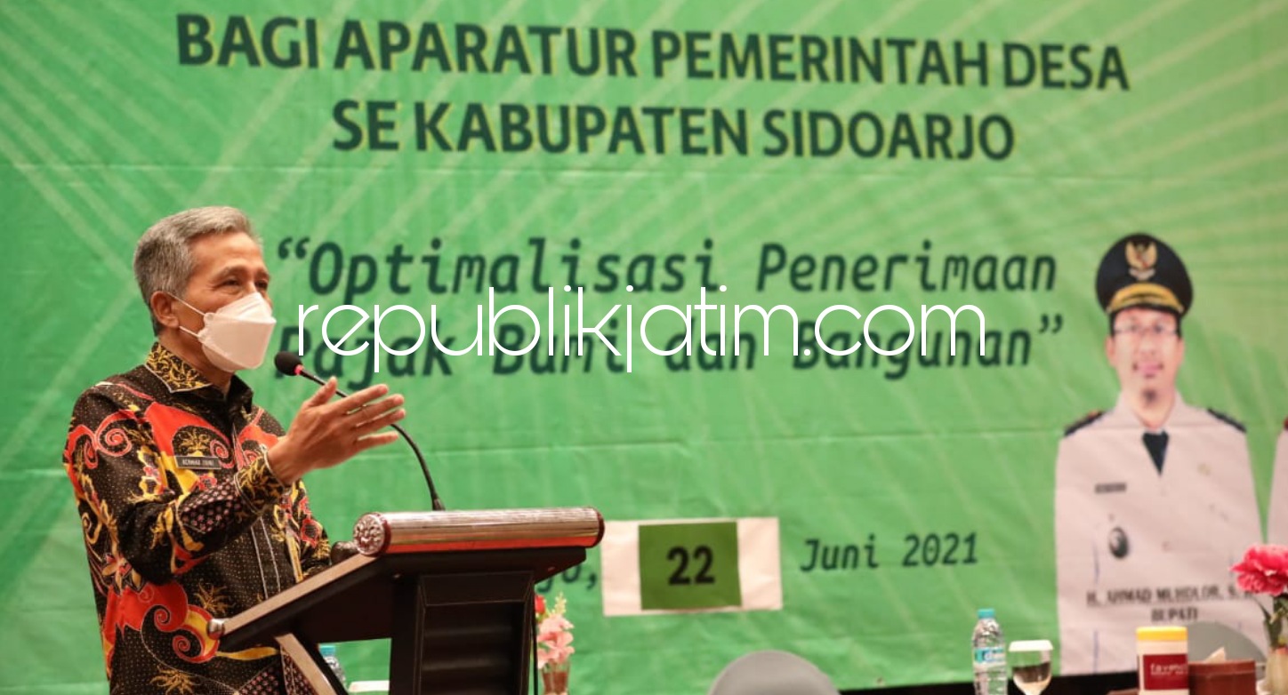TUNGGAKAN - Sekda Sidoarjo, Ahcmad Zaini memaparkan soal tunggakan pajak Rp 410 miliar bakal menggandeng Kejari Sidoarjo untuk penagihan, Selasa (22/06/2021).