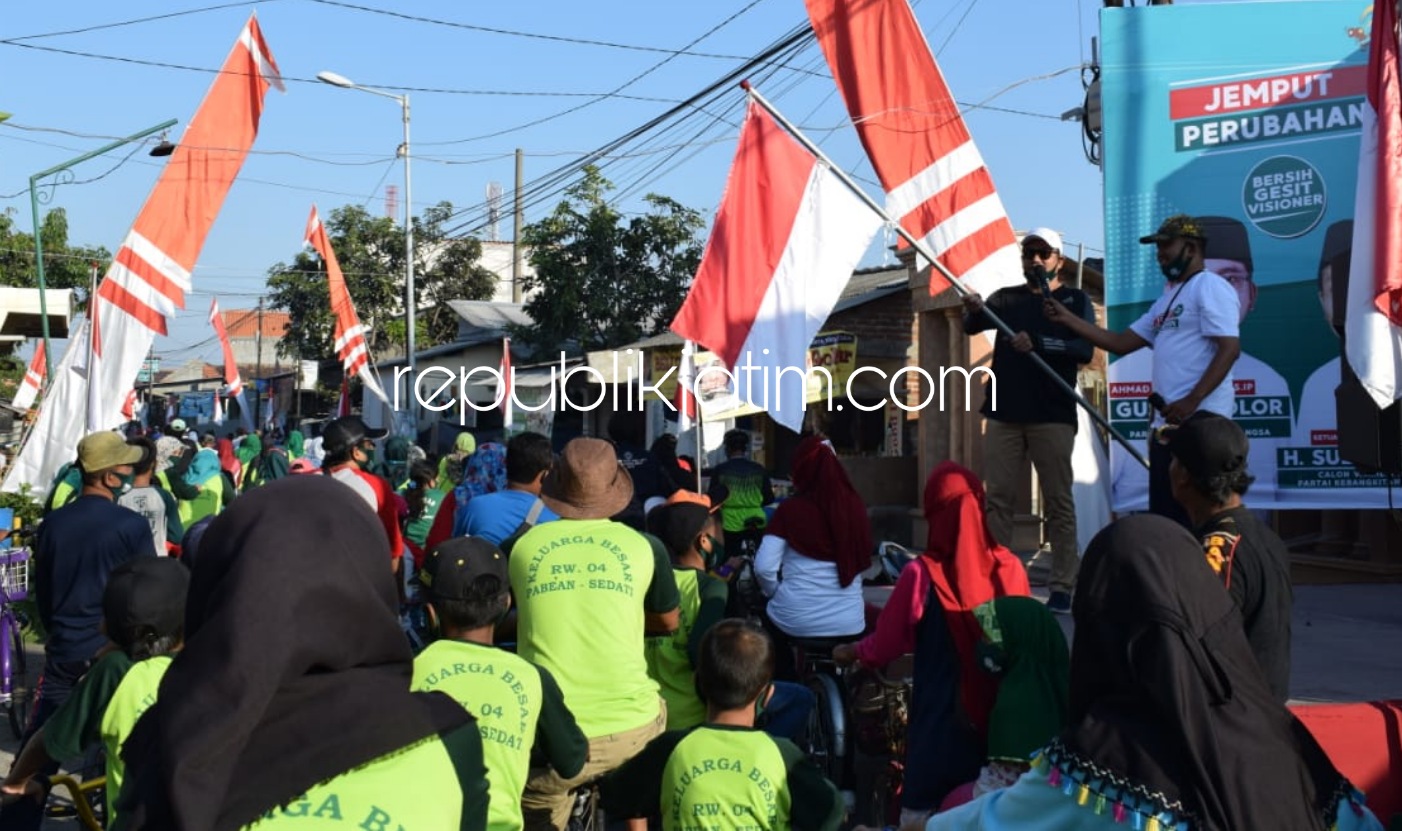 GOWES BARENG - Bacawabup Sidoarjo, Subandi gowes bareng sekitar 1.500 partisipan dalam rangka mengisi HUT Kemerdekaan RI ke 75, Senin (17/08/2020). 