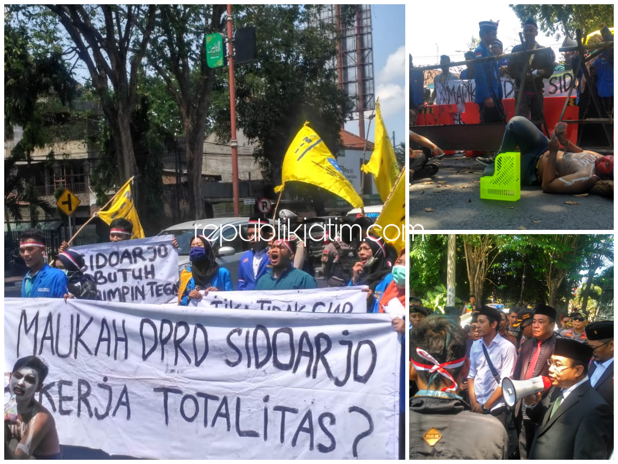 DEMO - Puluhan aktivis mahasiswa yang tergabung dalam PMII menggelar aksi demo teatrikal di depan pintu DPRD Sidoarjo, Rabu (21/08/2019).