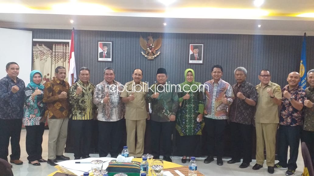 TURUT - Presiden Citynet Indonesia, Saiful Ilah turut menghadiri Seminar Sharing Best Practices Citynet di Kupang - NTT, Selasa (03/09/2019).