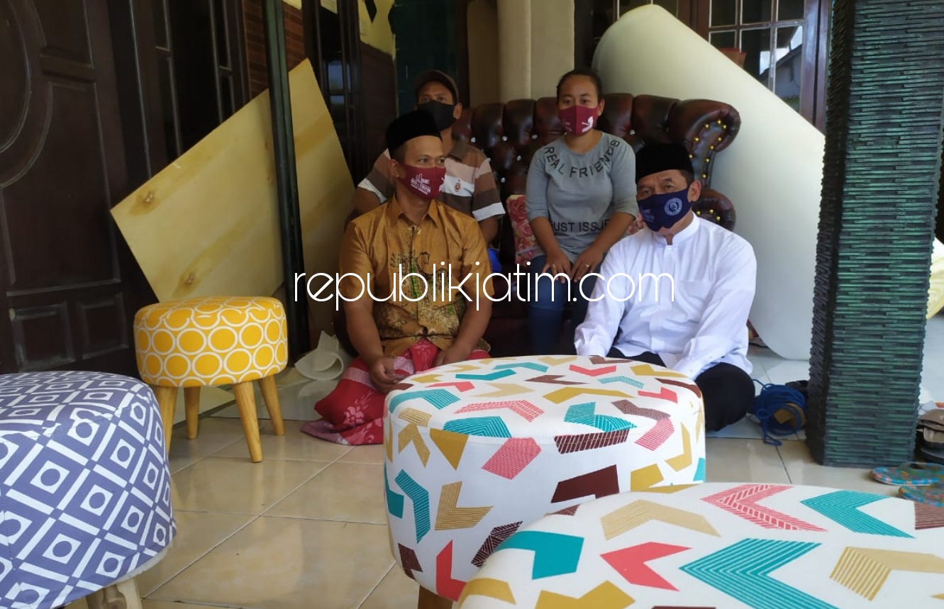ASPIRASI - Cabup Sidoarjo, Bambang Haryo Soekartono (BHS) berdialog dengan pelaku UMKM mebeler di Desa Kedondong, Kecamatan Tulangan, Sidoarjo, Rabu (28/10/2020). 