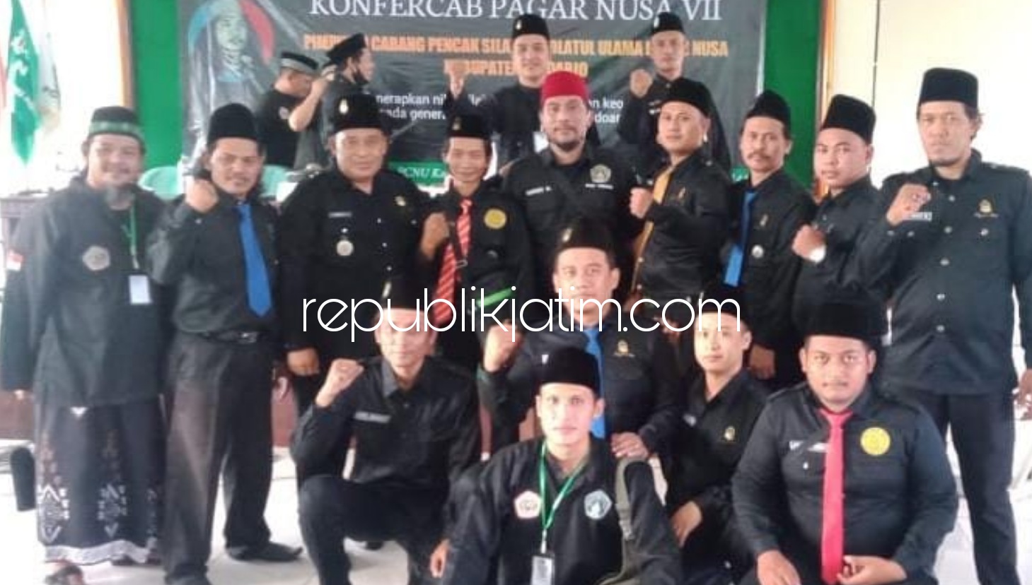 TERPILIH - Hari Purwono terpilih sebagai Ketua Pimpinan Cabang Pencak Silat Nahdlatul Ulama (PSNU) Pagar Nusa Sidoarjo dalam Konferensi Cabang yang jetujuh di di Kantor PCNU Sidoarjo, Minggu (15/11/2020).