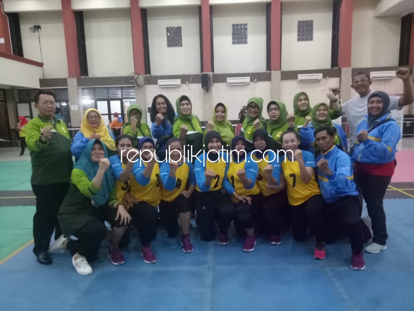 JUARA - Perwosi Sidoarjo Cabor Hadang (Gobag Sodor) juara 1 pada laga grand final Pekan Olahraga Perempuan (POP) 2018 di GOR Otista Jakarta Timur, Selasa (20/11/18).