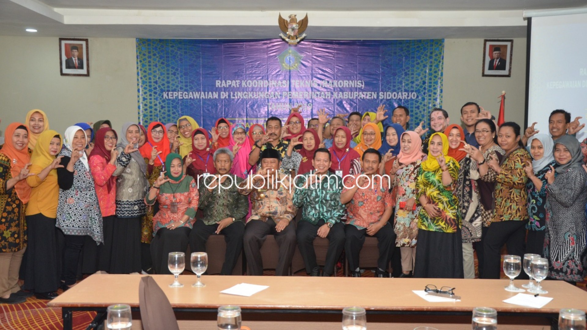RAKORNIS - Bupati Sidoarjo, Saiful Ilah membuka Rakornis BKD Pemkab Sidoarjo di Hall Hotel Samara, Batu, Selasa (26/11/2019) malam.