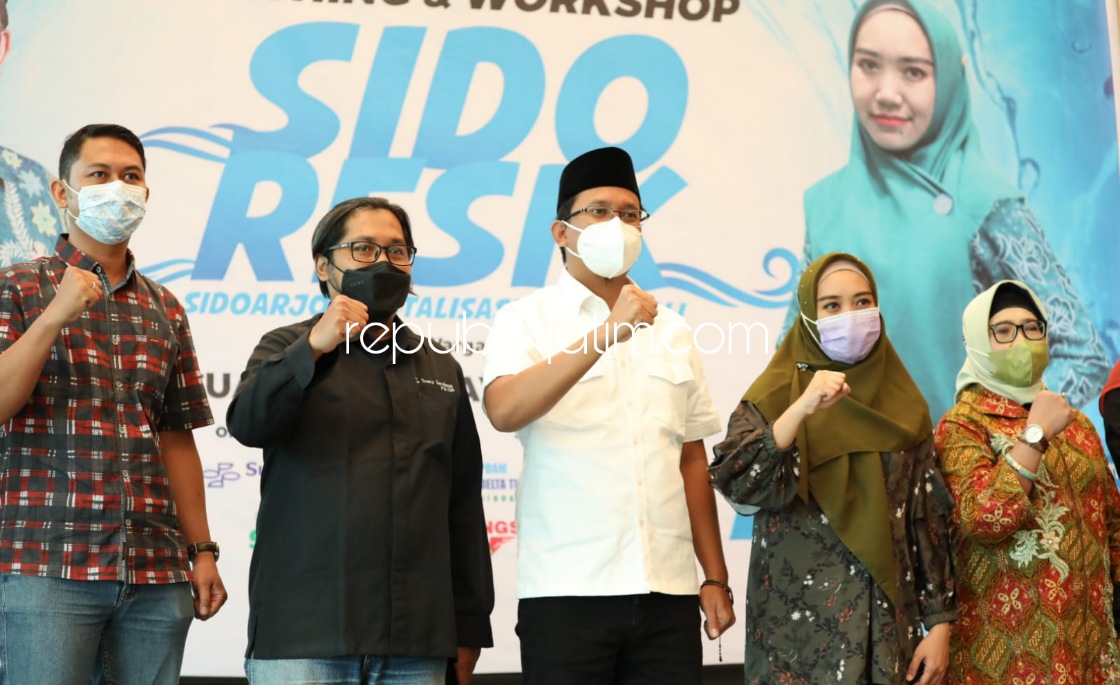LUNCURKAN - Program Sidoresik atau Sidoarjo Revitalisasi Fungsi Kali diluncurkan Bupati Sidoarjo, Ahmad Muhdlor Ali (Gus Muhdlor), Selasa (30/11/2021). 