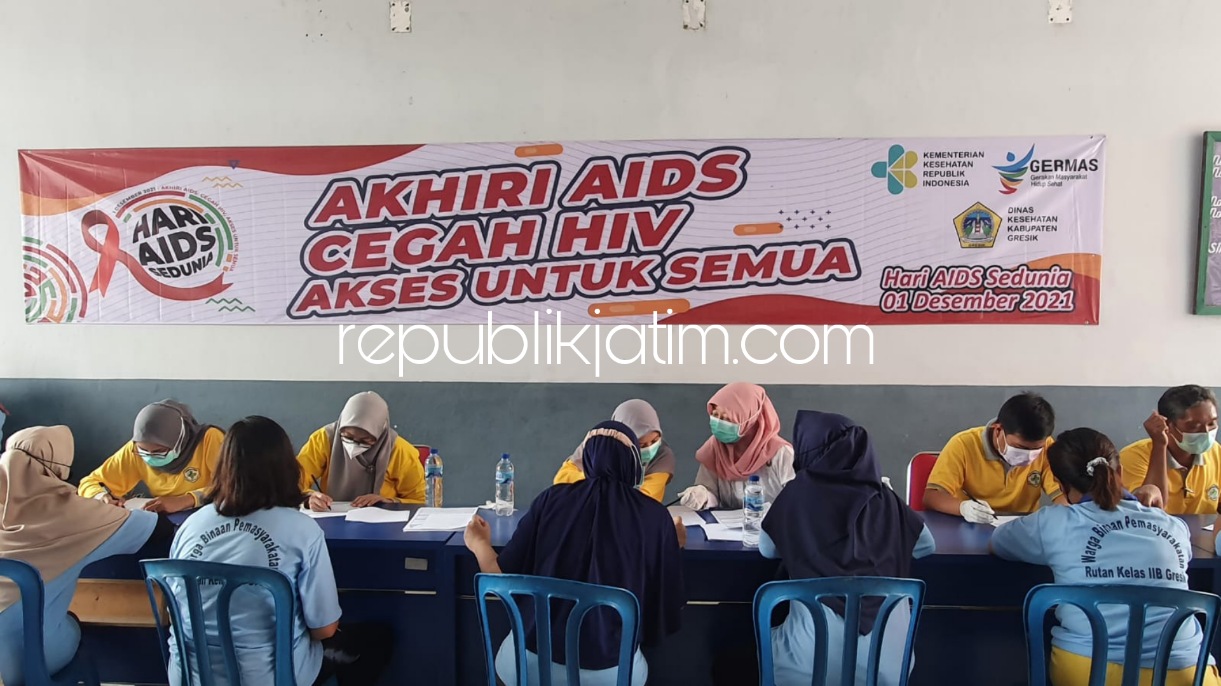 SCREENING - Peringatan Hari Aids dimanfaatkan Kanwil Kemenkumham Jatim untuk melakukan screening HIV/ Aids terhadap 735 warga binaan pemasyarakatan Rutan Gresik akan diskrining selama sepekan ke depan, Rabu (01/12/2021).