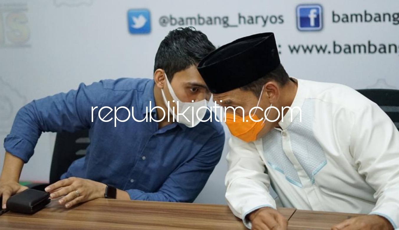 BATAL - Paslon BHS - Taufiq membatalkan rencana pengajuan gugatan ke Mahkamah Konstitusi (MK) soal sengketa Pilkada Sidoarjo yang sebelumnya disiapkan dengan mempertimbangkan menjaga persatuan warga Sidoarjo.