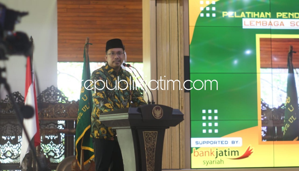 HALAL - Bupati Sidoarjo, Ahmad Muhdlor Ali (Gus Muhdlor) membuka pelatihan dan pendampingan PPH di Pendopo Delta Wibawa, Rabu (23/03/2022).