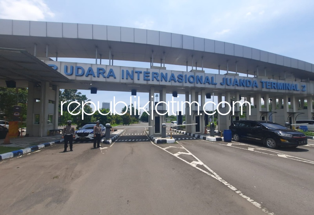 PENGAMANAN - Pengamanan Bandara Internasional Juanda Surabaya di Sidoarjo ditingkatkan menjelang Konferensi Tingkat Tinggi Group of Twenty (KTT G20) di Bali, Rabu (09/11/2022).