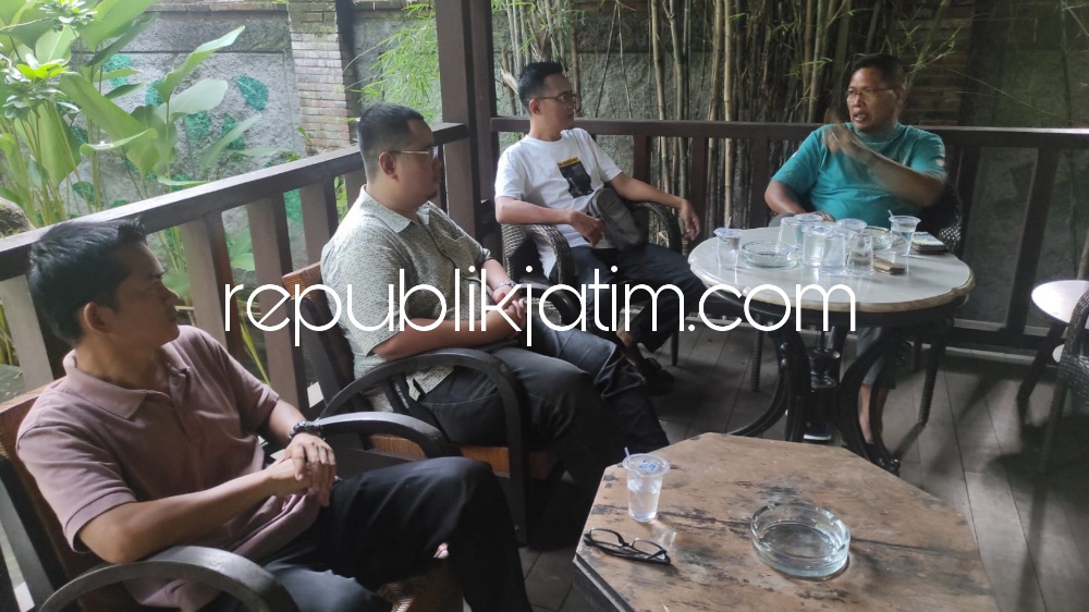 SILATURRAHMI - Pengurus IIBF Sidoarjo menjalin silaturrahmi dengan pengurus Galena Rescue, Minggu (14/05/2023) kemarin.