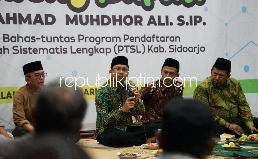 PTSL - Bupati Sidoarjo, Ahmad Muhdlor Ali memberikan pesan untuk pelaksanaan PTSL agar biaya administrasinya Rp 150.000 dan dijalankan sesuai dengan peraturan, Sabtu (20/05/2023) malam.