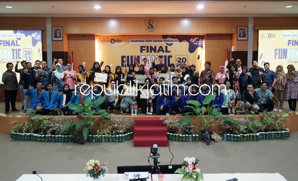 HARI PAJAK - Pegawai Kantor Wilayah (Kanwil) DJP Jawa Timur II dan Kantor Pelayanan Pajak (KPP) Madya Sidoarjo menggelar upacara bendera dan sejumlah kegiatan lainnya dalam rangka memperingati Hari Pajak pada tanggal 14 Juli, Sabtu (15/07/2023).