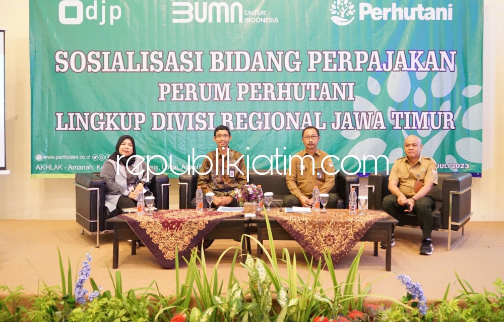 SOSIALISASI - Kanwil DJP Jatim I, II dan III kompak jadi pemateri dalam kegiatan Sosialisasi Bidang Perpajakan Perum Perhutani Lingkup Divisi Regional Jatim yang diselenggarakan Perum Perhutani Divre Jatim di Insumo Hotel, Kediri, Selasa (18/07/2023).