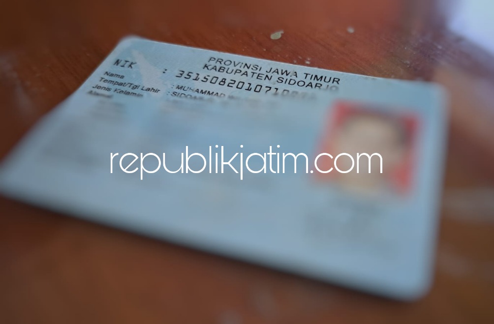 KOSONG - Sekitar 19.000 warga Sidoarjo masuk daftar antrean menunggu blangko e KTP bisa manfaatkan Surat Keterangan (Suket) atau Identitas Kependudukan Digital (IKD) hingga blangko dari Mendagri diterima Dispendukcapil Pemkab Sidoarjo, Rabu (02/08/2023).
