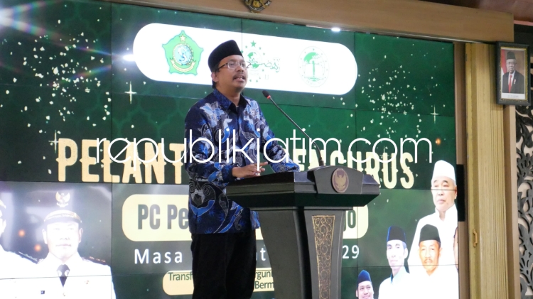 HIMBAUAN - Bupati Sidoarjo Ahmad Muhdlor Ali mengajak seluruh PNS dan ASN Pemkab Sidoarjo untuk Salat Subuh berjamaah di Masjid Agung Sidoarjo, Jumat (07/03/2024). 