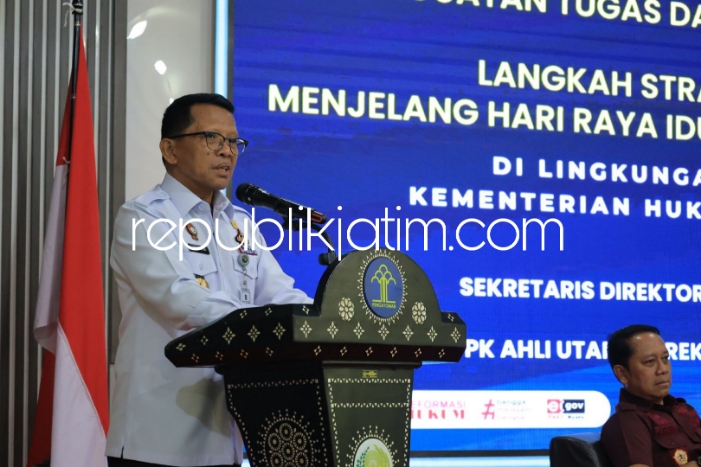 KUNJUNGAN - Kakanwil Kemenkumham Jawa Timur, Heni Yuwono menerima kunjungan jajaran Direktorat Jendral Pemasyarakatan di Lapas Kelas I Surabaya, Rabu (27/03/2024).