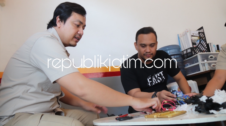 SABU-SABU - Petugas Lapas Kediri berhasil menggagalkan penyelundupan narkotika jenis sabu-sabu seberat 10,22 gram dari luar ke dalam Lapas Kediri, Kamis (27/06/2024). 